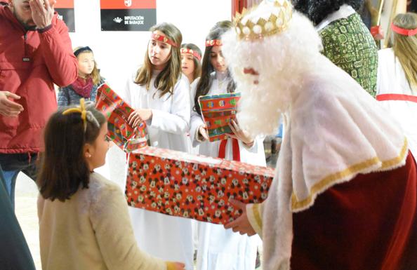 Los Reyes Magos recibirán a los niños en el pabellón municipal el 5 de enero