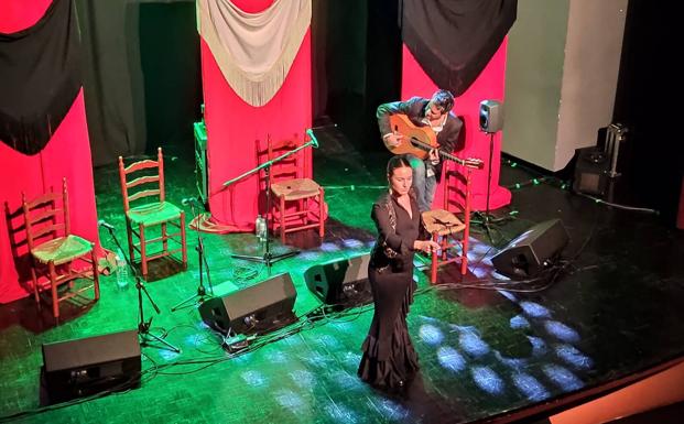 Celia Romero ensalzó el flamenco en su actuación en el Teatro Olimpia