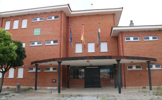Cerca del 50% de los alumnos secundan la huelgan para volver a las clases no presenciales
