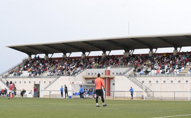 El Campa pide que la afición se vuelque con el equipo en la recta final de la liga