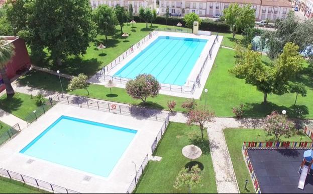 La piscina municipal de Campanario abrirá a finales del mes de junio