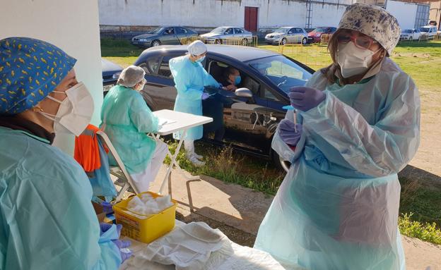El 62% de los campanarienses tienen puesta al menos una dosis de la vacuna contra el coronavirus