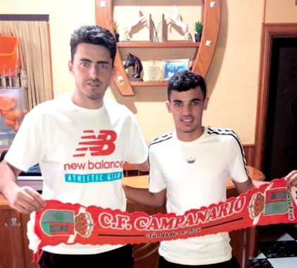 Andoni da el salto al vestir la camiseta del primer equipo del Campanario