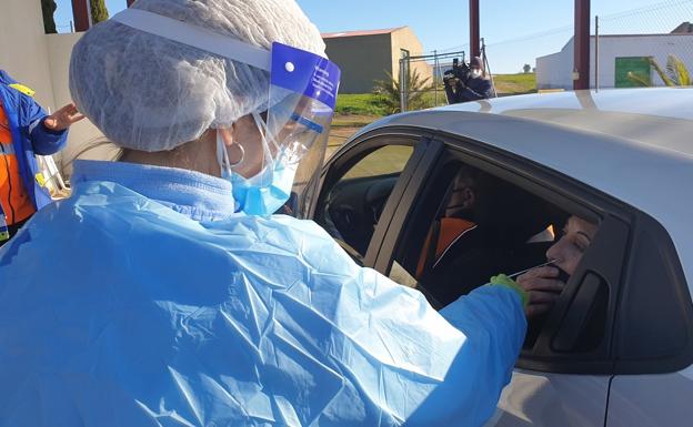 Se cierra el brote que tuvo origen en Campanario, con 4 positivos y 8 contactos