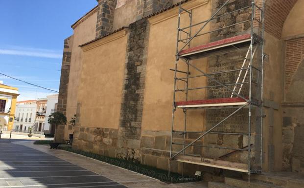 Comienzan a tapar los listados con nombres de caídos en la Guerra Civil