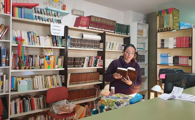 La biblioteca de Campanario se suma a la campaña de puesta en valor de la lectura y de los bibliotecarios