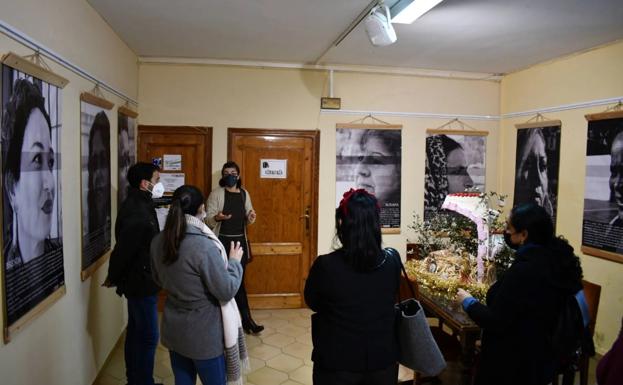 Una exposición muestra once historias de migrantes que encontraron su hogar en La Serena