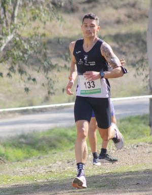 El atleta Javier Calderón se vuelve a subir al pódium para colgarse otro oro