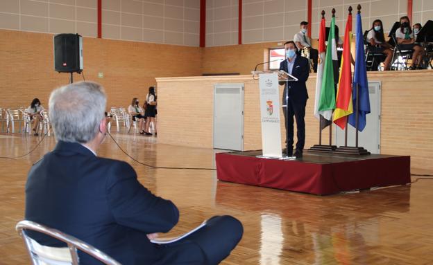 Campanario acogerá el Día de la Provincia «por su inquietud cultural permanente»