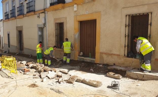 La remodelación de Reyes Huertas y Dos Caras estará acabada tras el verano