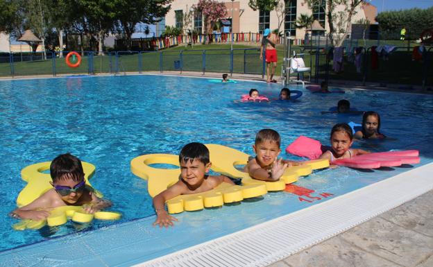 La piscina municipal será gratis el Día de Extremadura