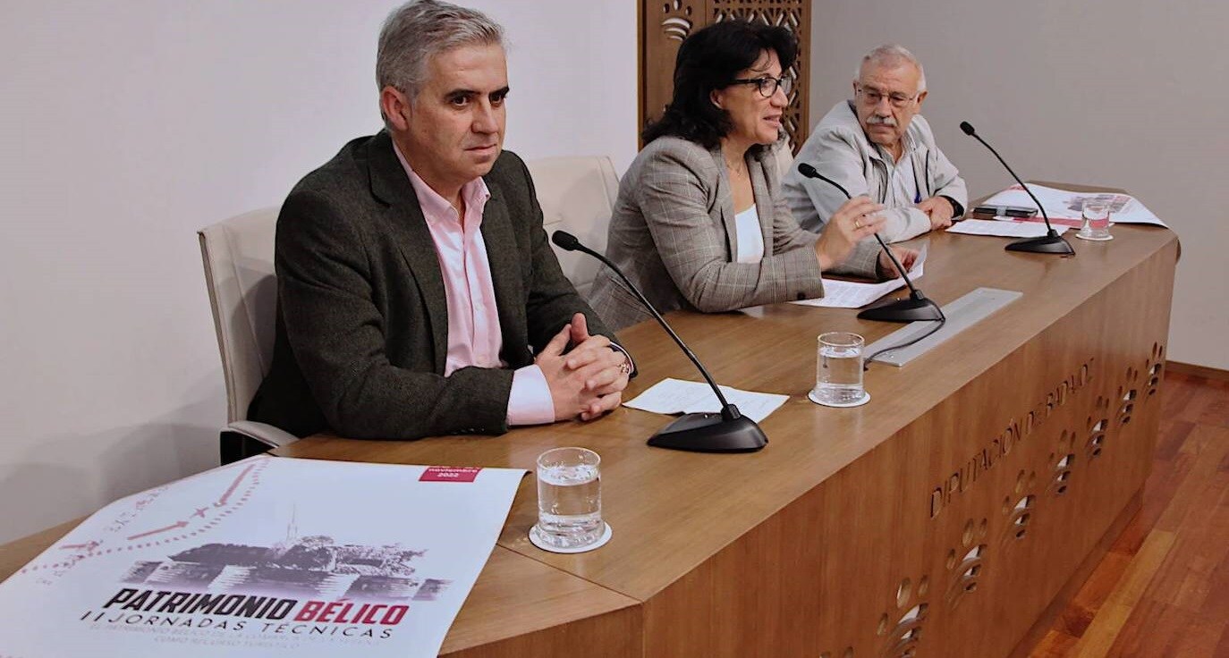Presentación en la Diputación de Badajoz de las II Jornadas de Patrimonio Bélico 'La Serena' 
