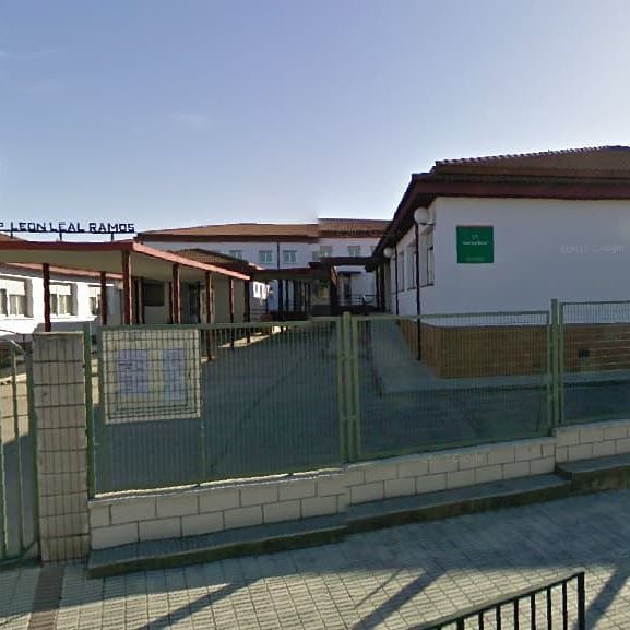La reforma del colegio sigue a la espera de fecha para su ejecución