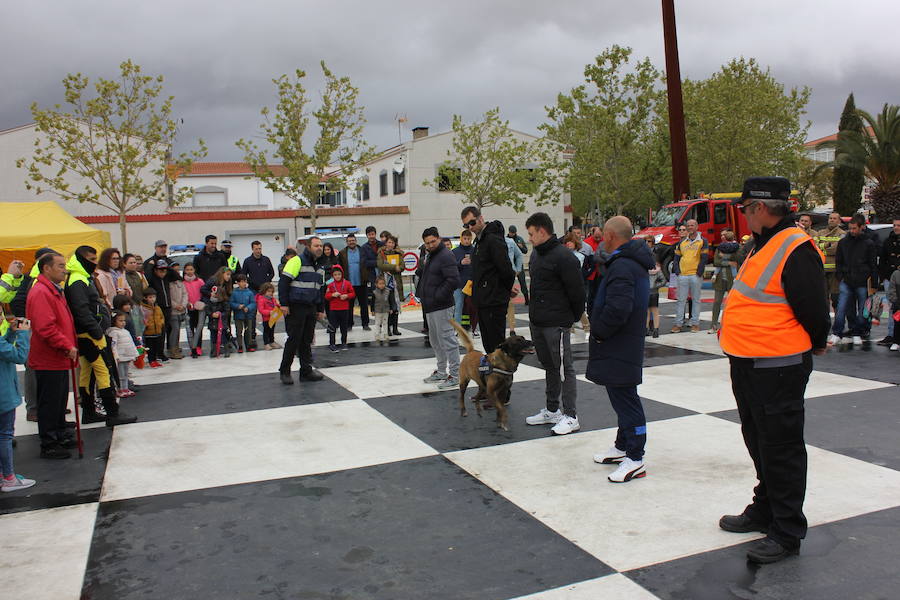 Equipos de seguridad y emergencias desafían a la lluvia en la 5ª edición de 'Fuerza solidaria'