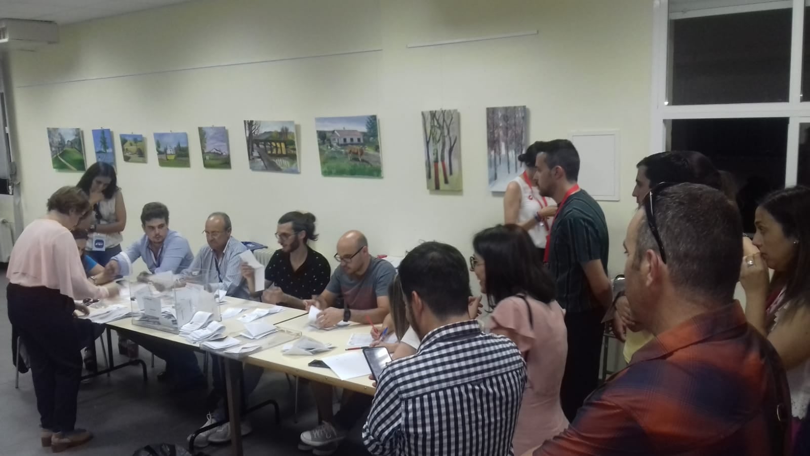 La mesa de la casa de cultura decide el futuro de Casar de Cáceres