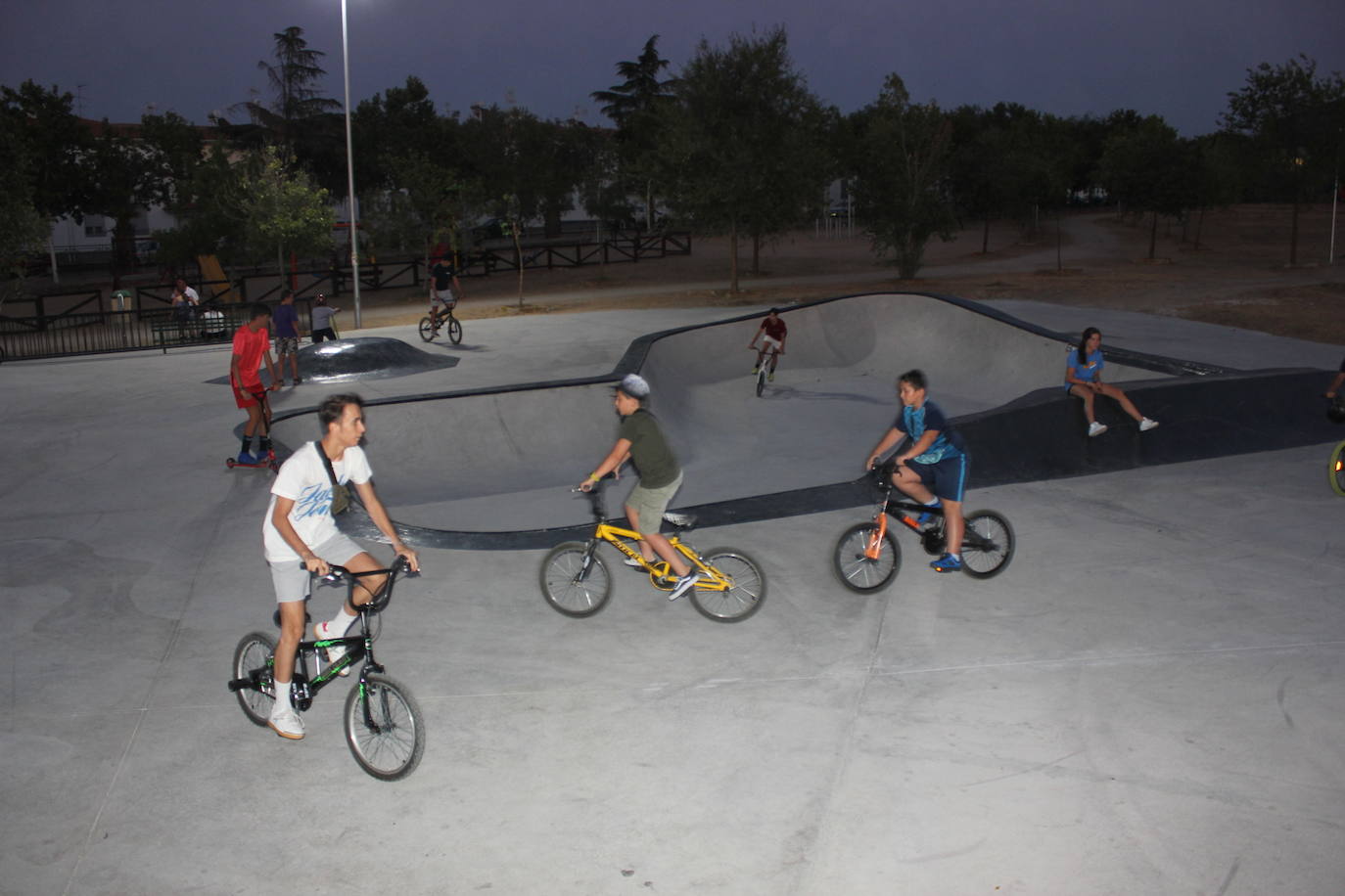 Practicar skate está de moda en Casar de Cáceres