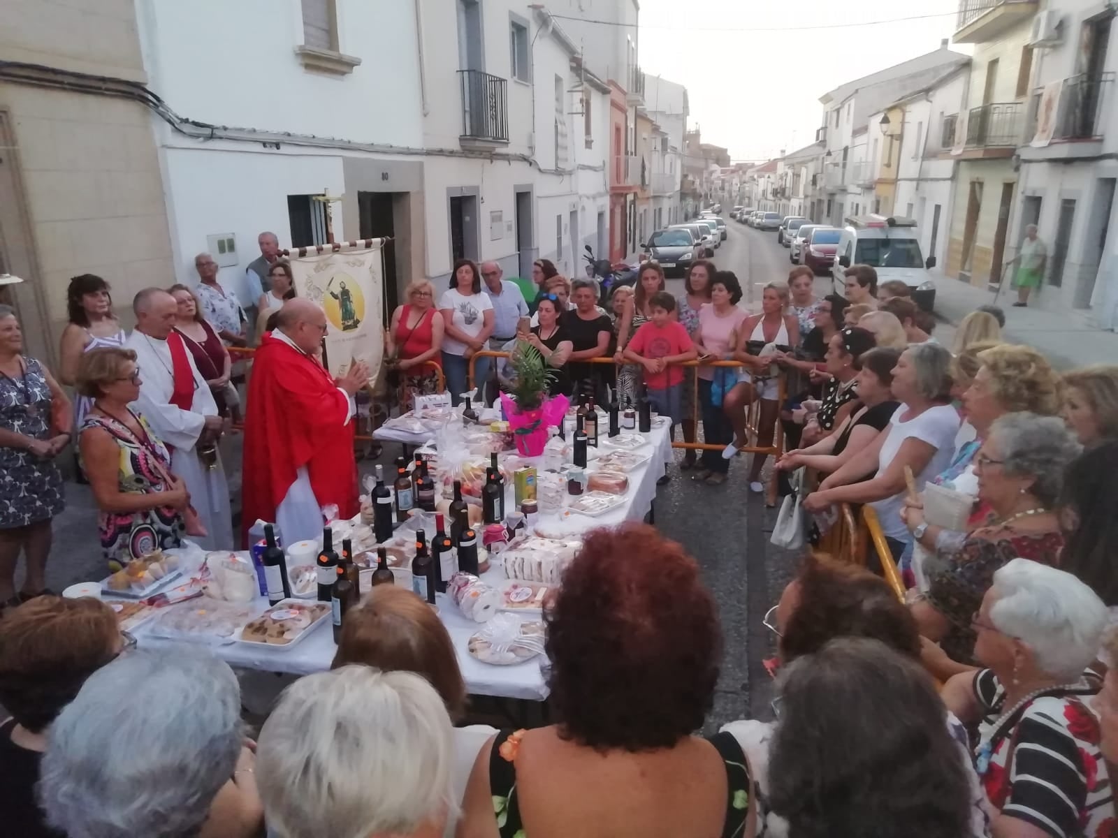 Vendidos todos los productos donados para la Mesa de San Bartolomé