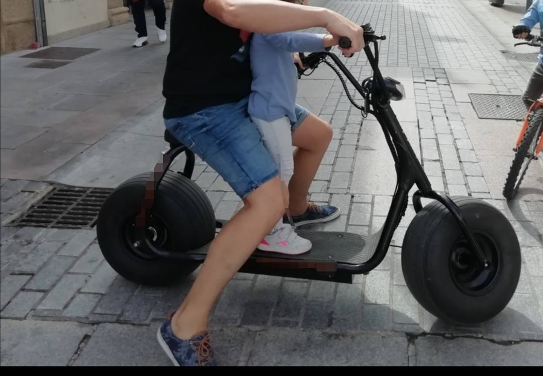 La justicia da la razón a la Policía de Casar de Cáceres: quienes usen patinetes eléctricos que superen los 25 km/h deberán tener carné