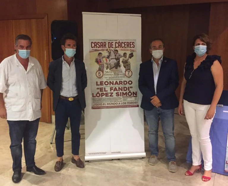 'El Fandi', López Simón y el rejoneador Leonardo protagonizarán la corrida del 5 de septiembre en Casar de Cáceres