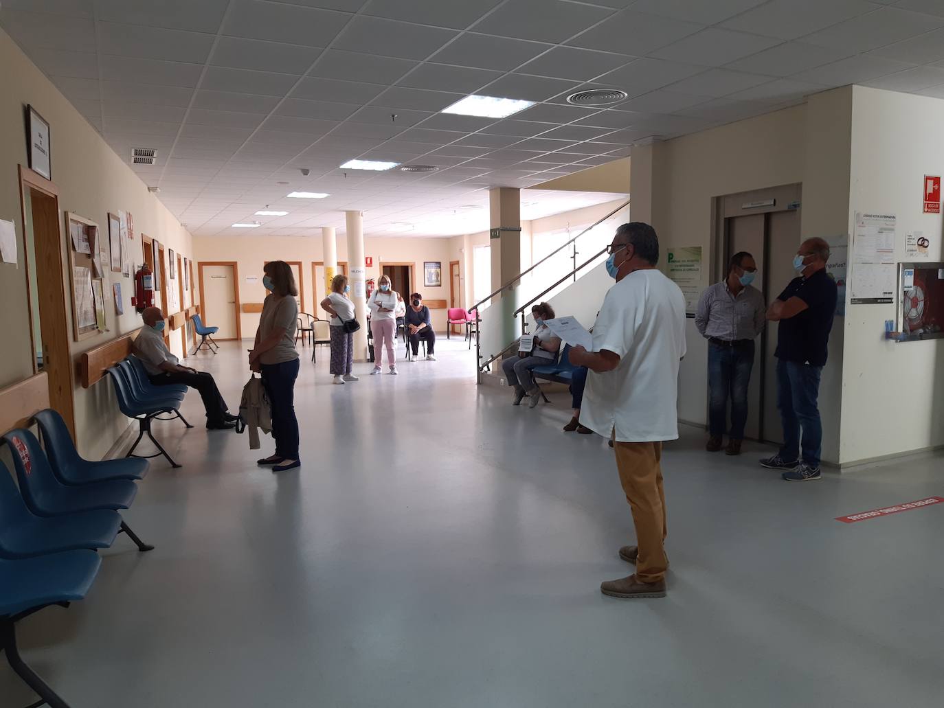 La próxima semana comenzarán a vacunar a los casareños de entre 47 y 49 años con Pfizer