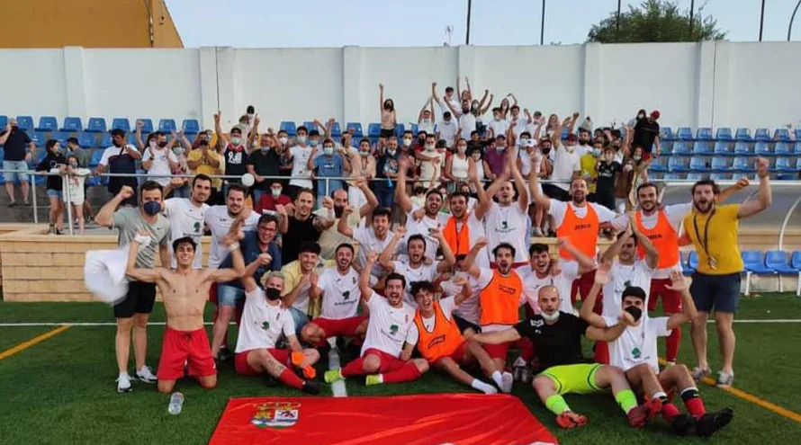 El Club Fútbol Casar de Cáceres Sotobosque, a sólo un paso del ascenso