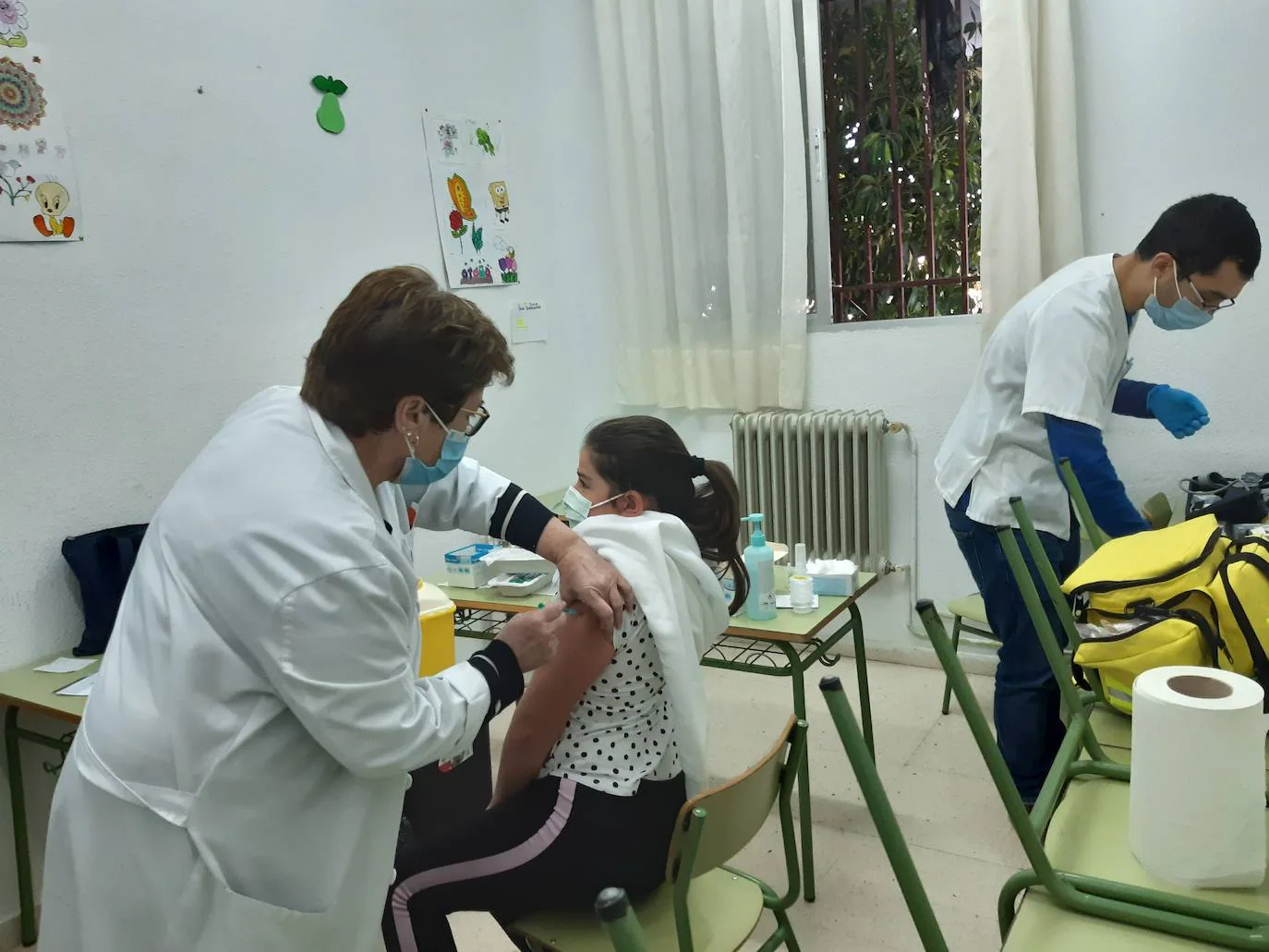 Primera jornada de vacunación en el León Leal, sin incidentes