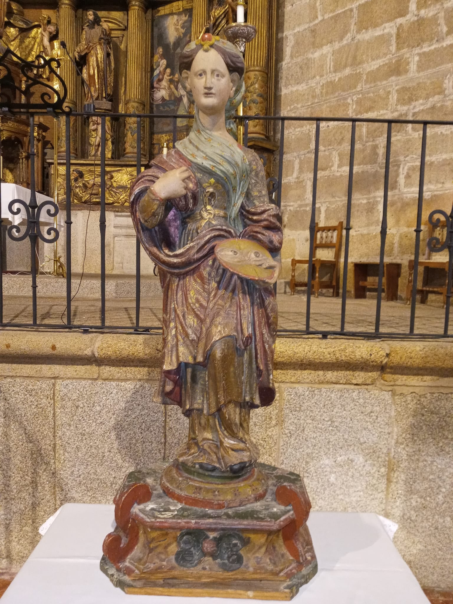 Devotas de Santa Lucía organizan rifas para restaurar la talla del siglo XVI