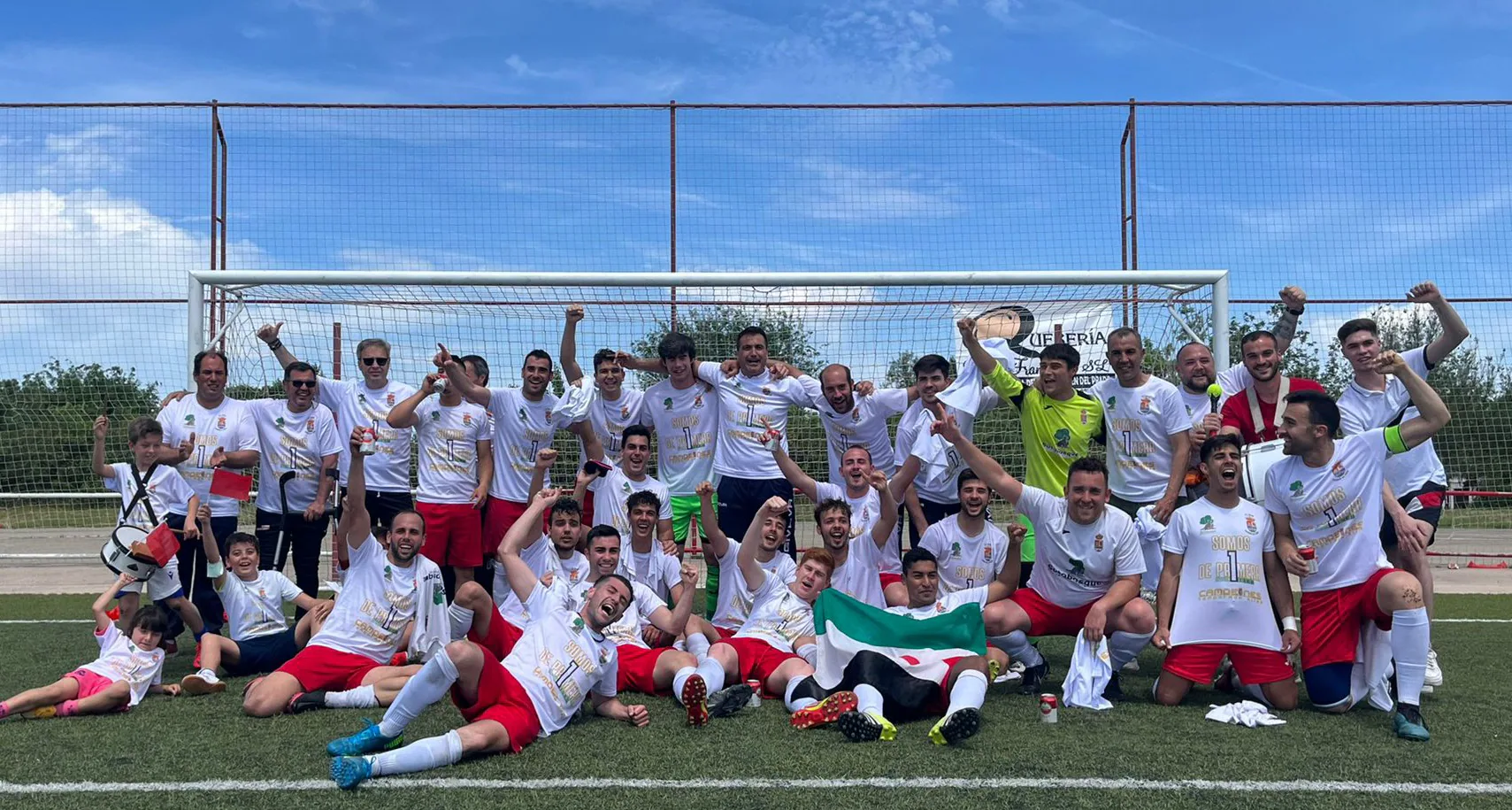 El Club Fútbol Casar de Cáceres Sotobosque ya es equipo de Primera Extremeña tras lograr el ascenso