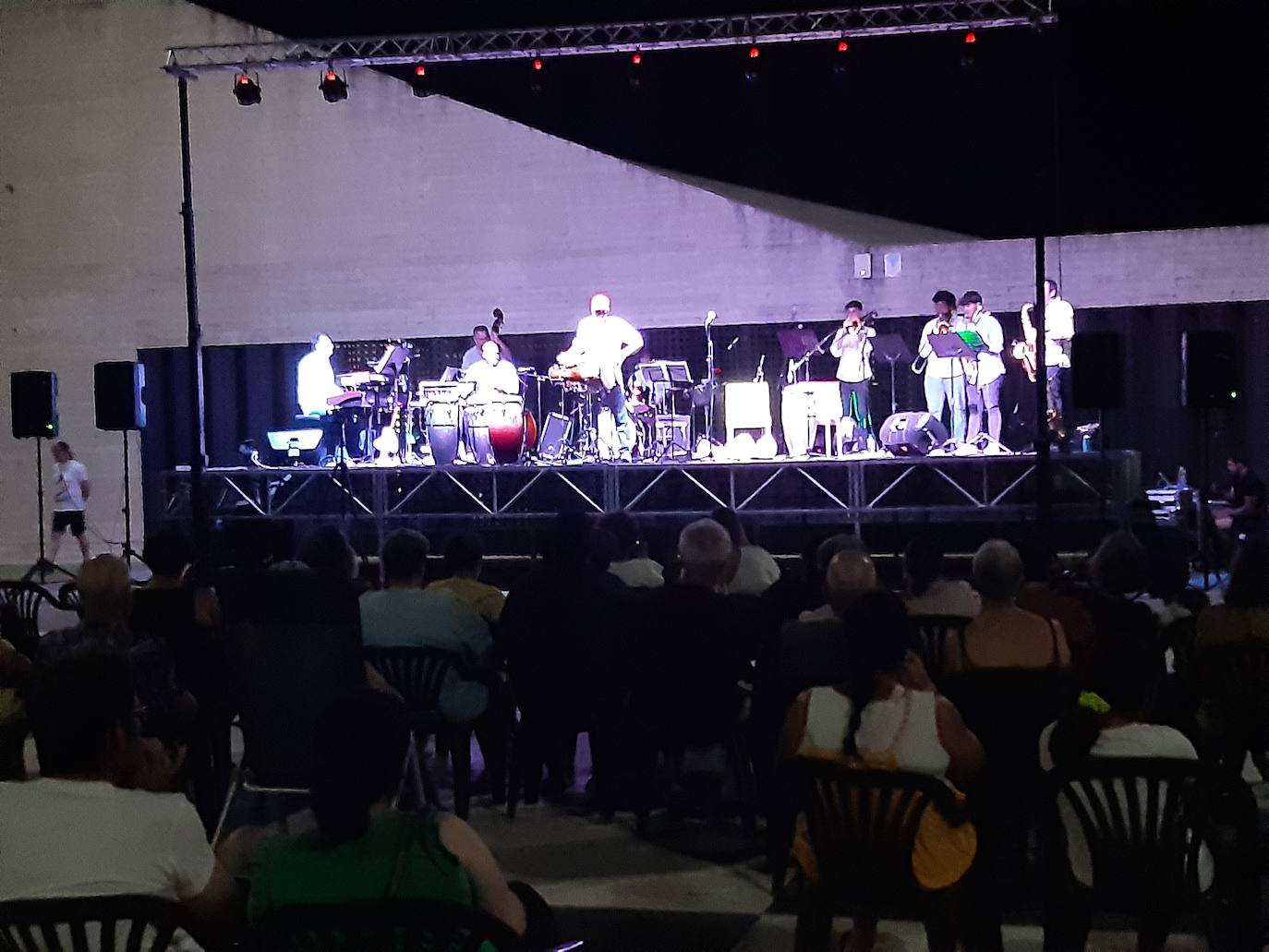 Comienza el VI Festival de la Música en Casar de Cáceres, al aire libre