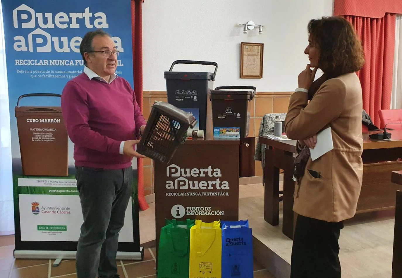 El reciclaje aumenta en Casar de Cáceres hasta el 60% en la segunda semana de la recogida puerta a puerta
