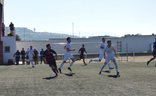 El CD Castuera recibe al CD Coria con la intención ganar los tres puntos en juego