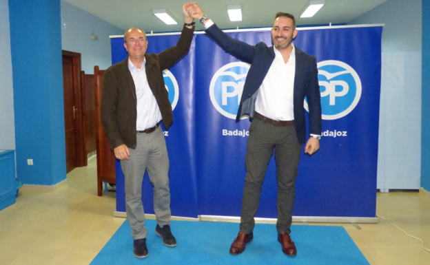 El PP presenta a Carlos Carrillo como nuevo candidato para las elecciones municipales de mayo