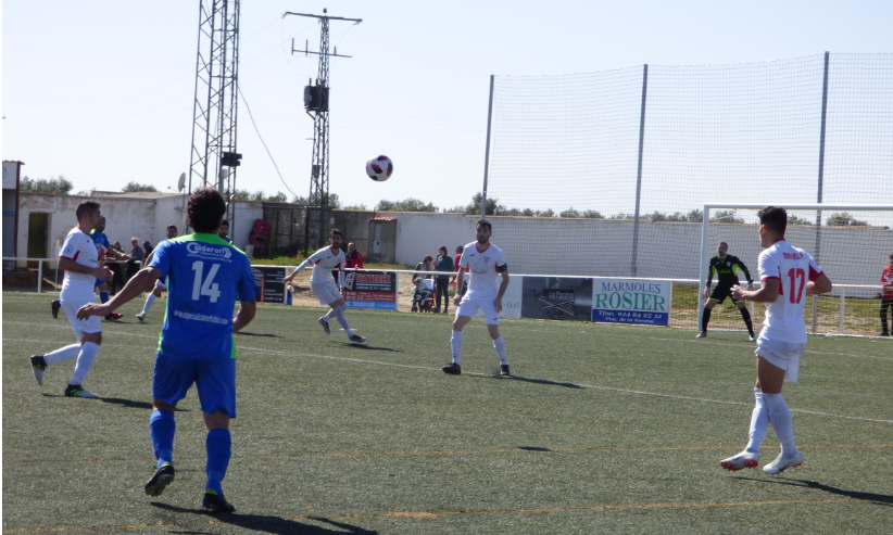El CD Castuera visita al Racing Valverdeño, otro rival directo por la permanencia