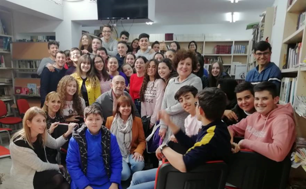 La Biblioteca Municipal recibe al escritor Mariano Vara