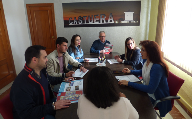 El PSOE presenta la memoria de gestión de la legislatura 2015-2019