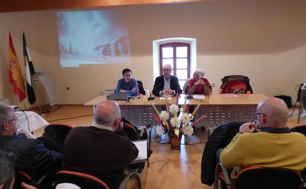 Presentado en Castuera el nuevo Reglamento de Accesibilidad de Extremadura