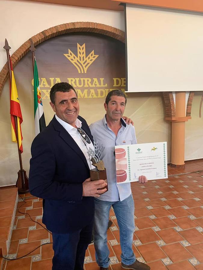 La quesería de la Cooperativa Ganadera de Castuera, premio Espiga de Oro al mejor queso Denominación de Origen Protegida (DOP) 'Queso de La Serena'