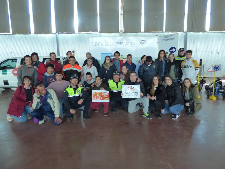 Usuarios de Adiser-Horizontes reciben formación en educación vial