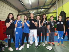 Lluvia de medallas en el campeonato regional de Kickboxing para el 'Fight Club' de Castuera