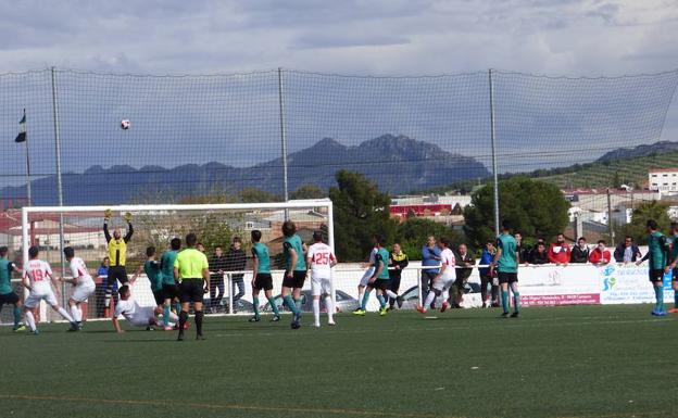 El CD Castuera juega 12 partidos este fin de semana, cinco de ellos en casa