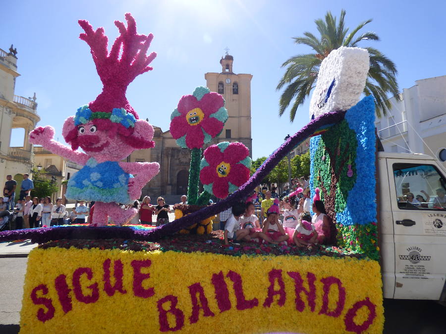 'Sigue Bailando', ganó el concurso de carrozas de romería de San Isidro 2018 de Castuera dotado con un premio de 1.000 euros