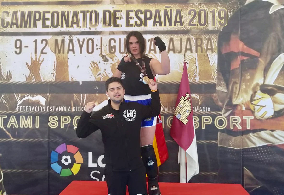 La quintanense Elena Fortuna, campeona de España de kickboxing en su categoría