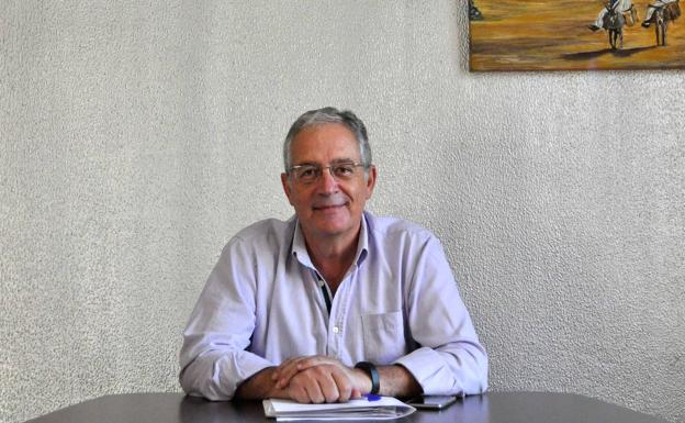 El presidente de la Diputación de Badajoz da a conocer a su equipo de gobierno las responsabilidades de cada diputado