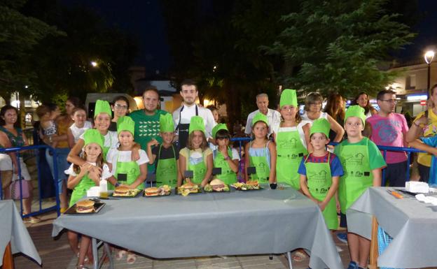 La primera ronda del concurso infantil de cocina 'Zagal Chef Corderex' fue todo un éxito