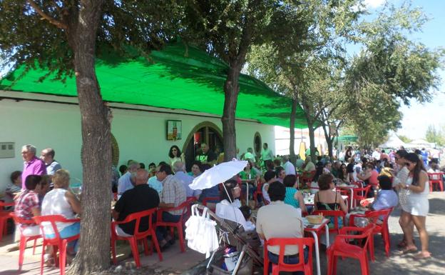 El Ayuntamiento saca a licitación las barras de la caseta municipal y de las casetas números 1 y 4 del ferial
