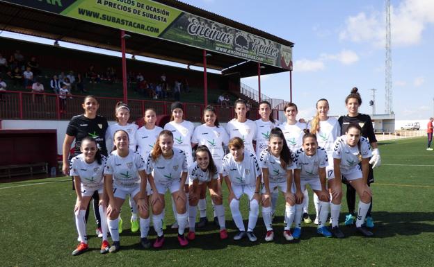 El CD Castuera femenino comienza la liga goleando 7-0 al Peña El Valle