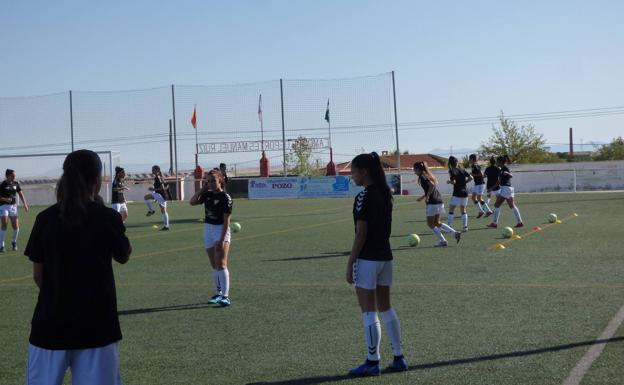 Tres jugadoras del CD Castuera Femenino son convocadas por la selección extremeña Femenina Sub-17
