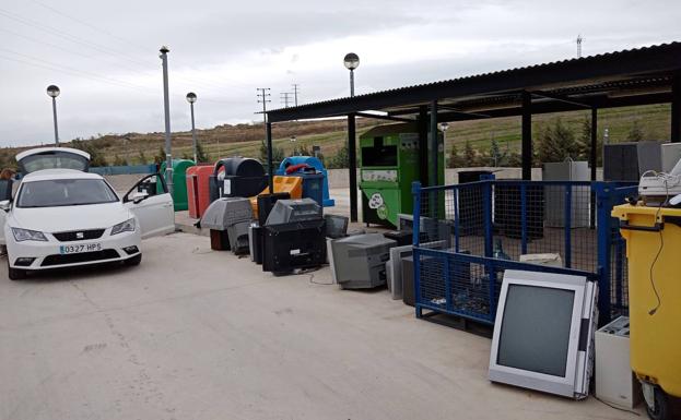 Publicados los horarios del punto limpio durante el mes de mayo