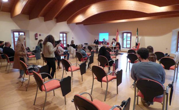 El Ayuntamiento de Castuera se suma a la Federación Clubes de Emprendimiento