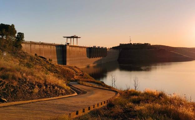 Los embalses de La Serena y Zújar registran un descenso de 14 hectómetros cúbicos